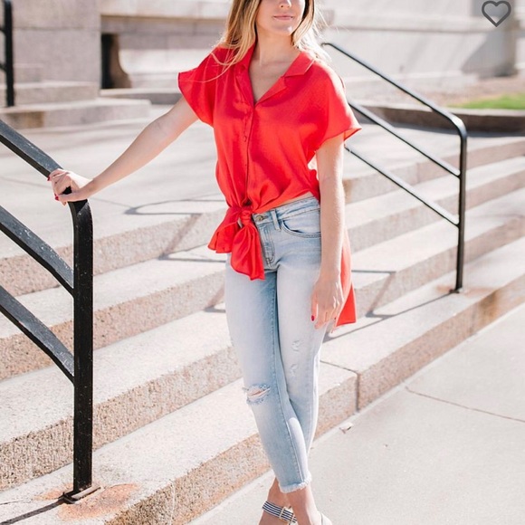 Front button blouse - Picture 3 of 6